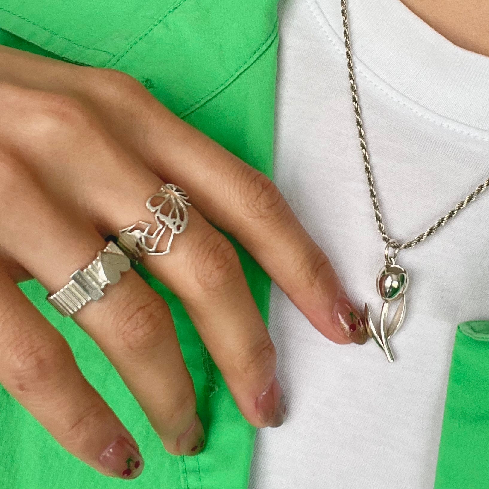 Hushed Bloom Tulip Pendant